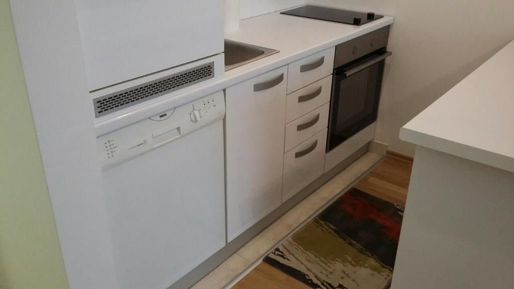 Luxury Studio Apartment Miljacka Сараєво Екстер'єр фото